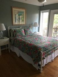 Beautiful Queen Size Bed