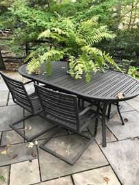 Outdoor Patio Set - Table & 4 Chairs