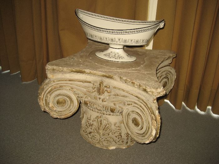 Plaster Corinthian cap stand