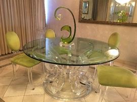 ITALY 2000 GLASS LUCITE TABLE & CHAIRS WITH SHLOMI HAZIZA SCULPTURE