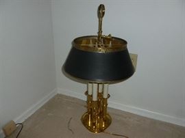 Desk lamp..gives great light!