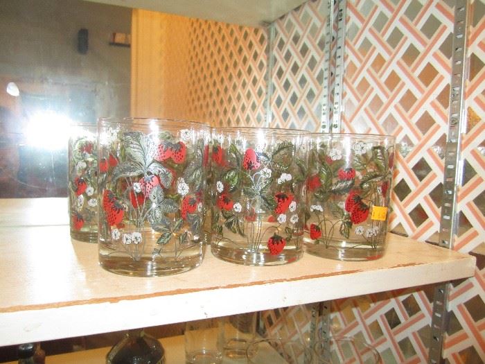 Strawberry rock glasses