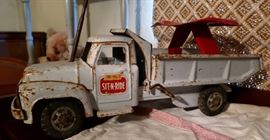 Buddy L Sit N Ride Truck