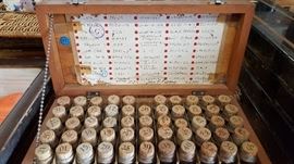 Vintage specimen box