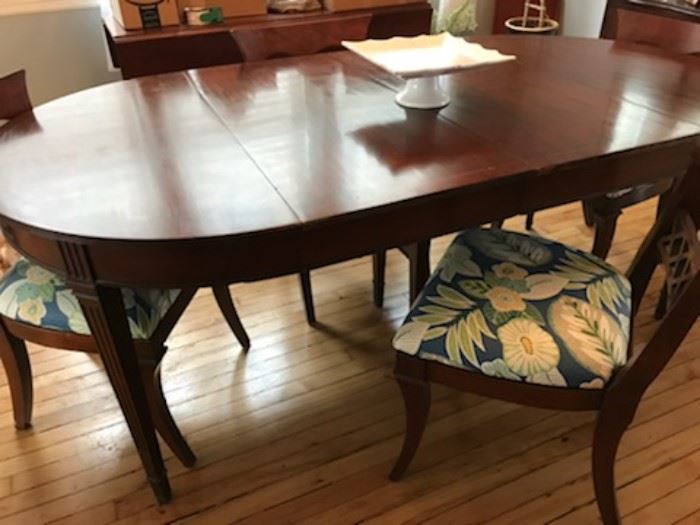 Dining Room Set, Table, Chairs 2 leafs