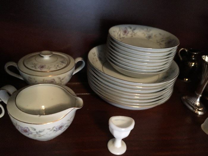 Nice set of porcelain dishes