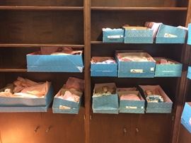 43 Madame Alexander dolls in various sizes