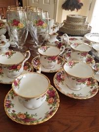 Royal Albert Old Country Roses China 1962