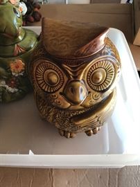 Quite a few Cookie jars 