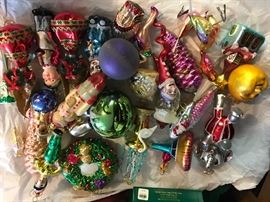 Radio and other ornaments 