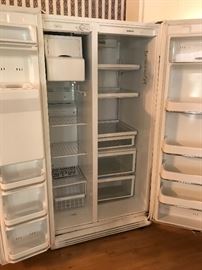 Nice Side by Side refrigerator