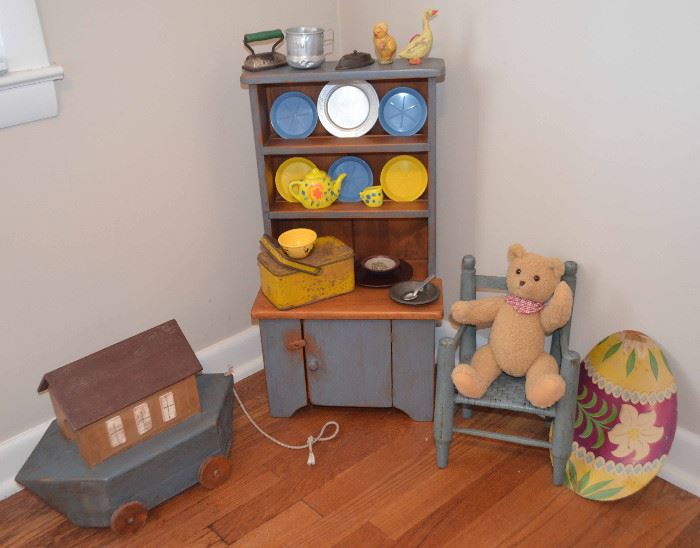 child's furniture & toys