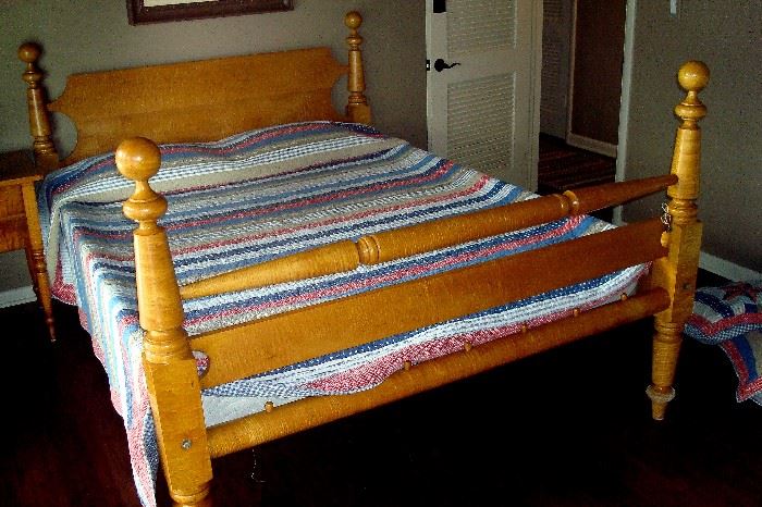Custom made vintage tiger maple queen bed and American design quilt & shams.