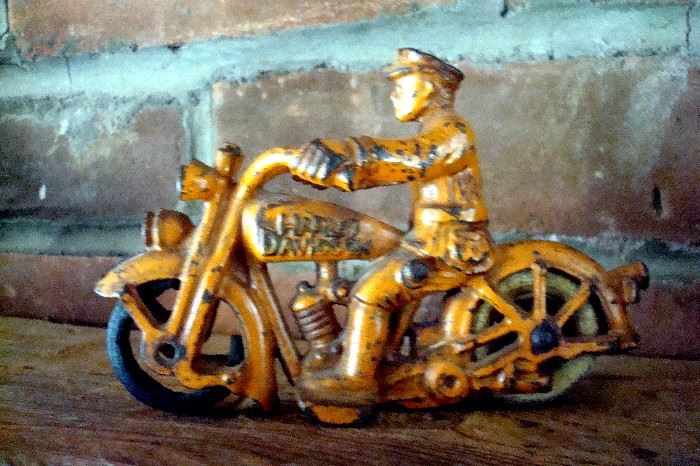 1920's Hubley  Harley Davidson motorcycle.