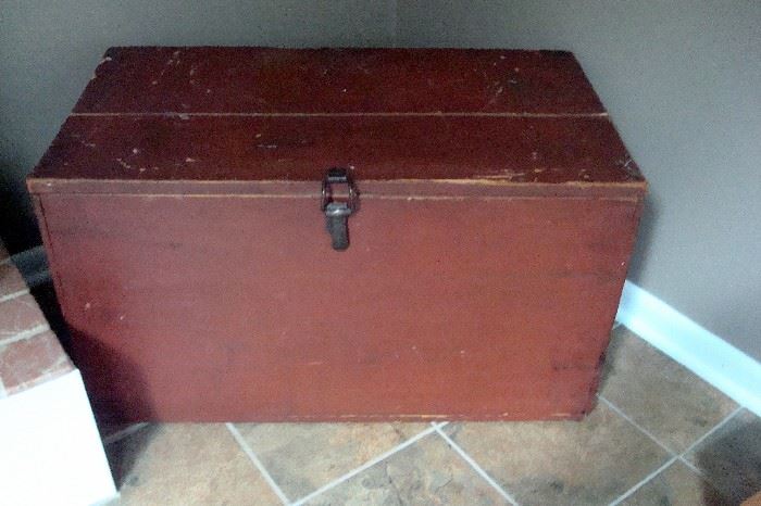 Antique pine wood box.