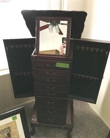 5 ft jewelry chest