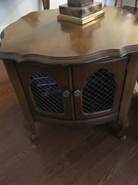 End table