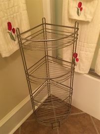 Bathroom corner rack