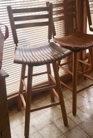 Set of 3 counter height chairs