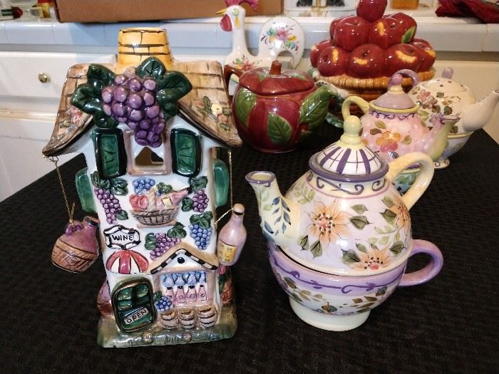 Decorative teapots