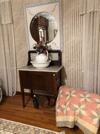 Full view of wash stand