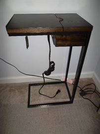 Tainoki table for tablet or computer