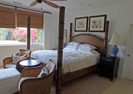 Was $400 will now be $200
Cal King 4 poster bed 84 1/2 x 69 (with removable posts 33 1/2 high or 55 1/2 high posts) Cal King Mattress was $200 will now be $100