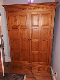 Armoire