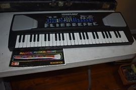 Techno-Beat Electronic Keyboard