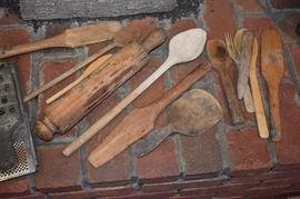 Primitive Wooden Kitchen Utensils