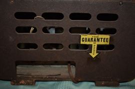 All Original Philco Transitone 42-PT-93 with Wooden Case and Handle even the Original Back and Cord are Original in Great Condition!