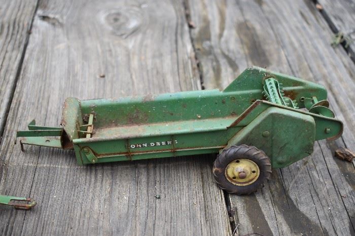 Vintage Metal John Deere Tractor with Attachments Also, pictured later very rare Ertl Caterpillar and Road Grader in original boxes