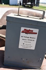 Hughes Autoformers RV Voltage Booster, Model # RV220-50, Serial # 004783