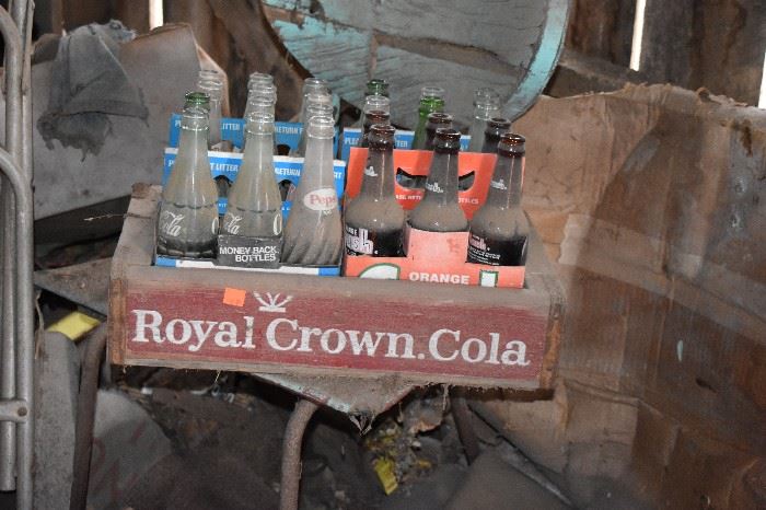 Vintage Royal Crown Cola Wooden Carton ( the carton is very old with very thick sides that have rounded top edges. Includes the Vintage Soda Bottles.