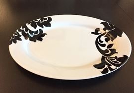 Martha Stewart Collection Black Lisbon Oval Serving Platter