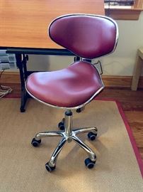 Mid-Century style swivel office chair.