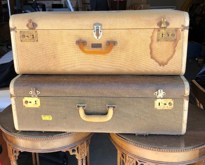 Vintage Suitcases Koch's Aviation Luggage-Bakelite handle on the yellow one?