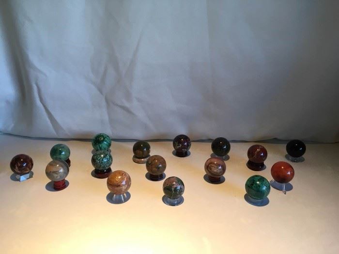 Medium Polished Stone Spheres