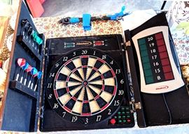 ELECTRONIC DART BOARD