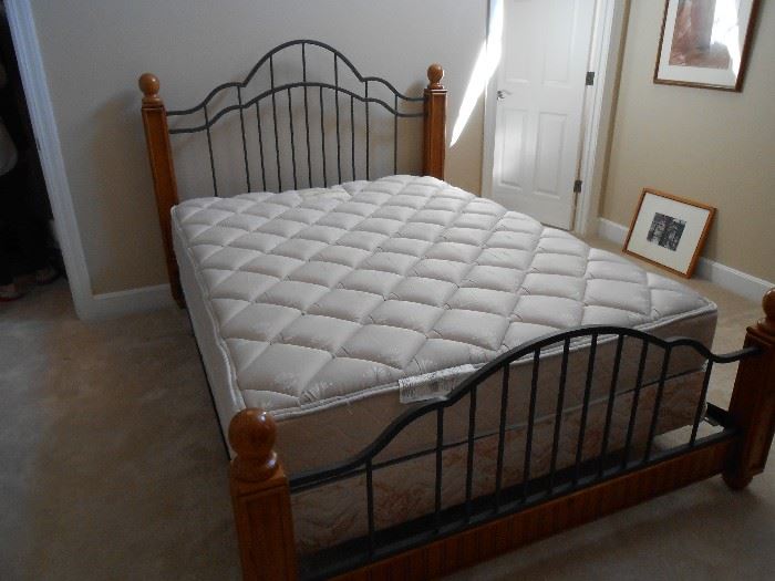 Arched metal headboard-foot-board with wood posts + Queen mattress set