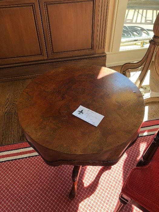 Wonderful side table from Emerson & Cie 19.5"  diameter by 24"h.  originally $2400 asking $800 Stunning!