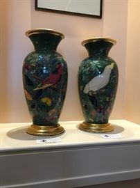 Wonderful pair of urns