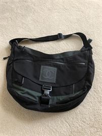 Authentic Chanel messenger bag asking $1100