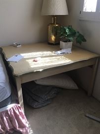 French provincial table