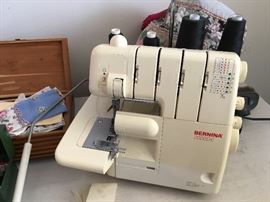 Bernina 2000DE