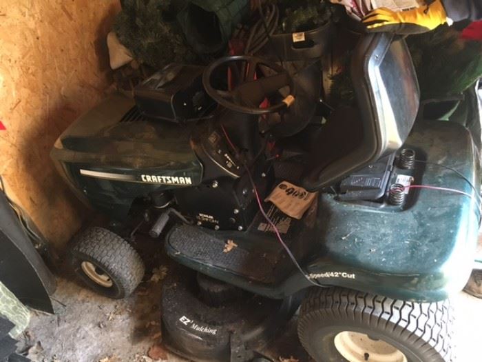 overall image of Craftsman riding mower