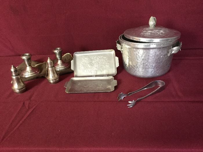 Assorted Sterling Silver and Hammered Aluminum Pieces     https://www.ctbids.com/#!/description/share/6673