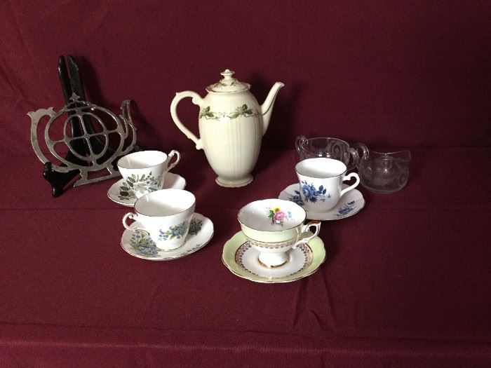 Vintage Tea Accessories  https://www.ctbids.com/#!/description/share/6684