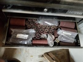 disk and roller type sanding paper