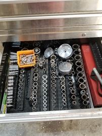 you get teh idea lots of tools.  hundred more picks to go